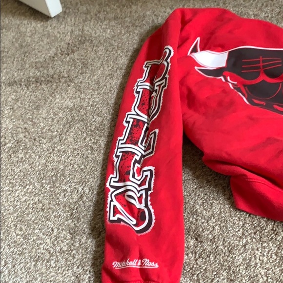 Mitchell & Jess Crewneck - Picture 5 of 5